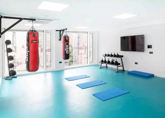 命运学生-坦纳瑞酒店